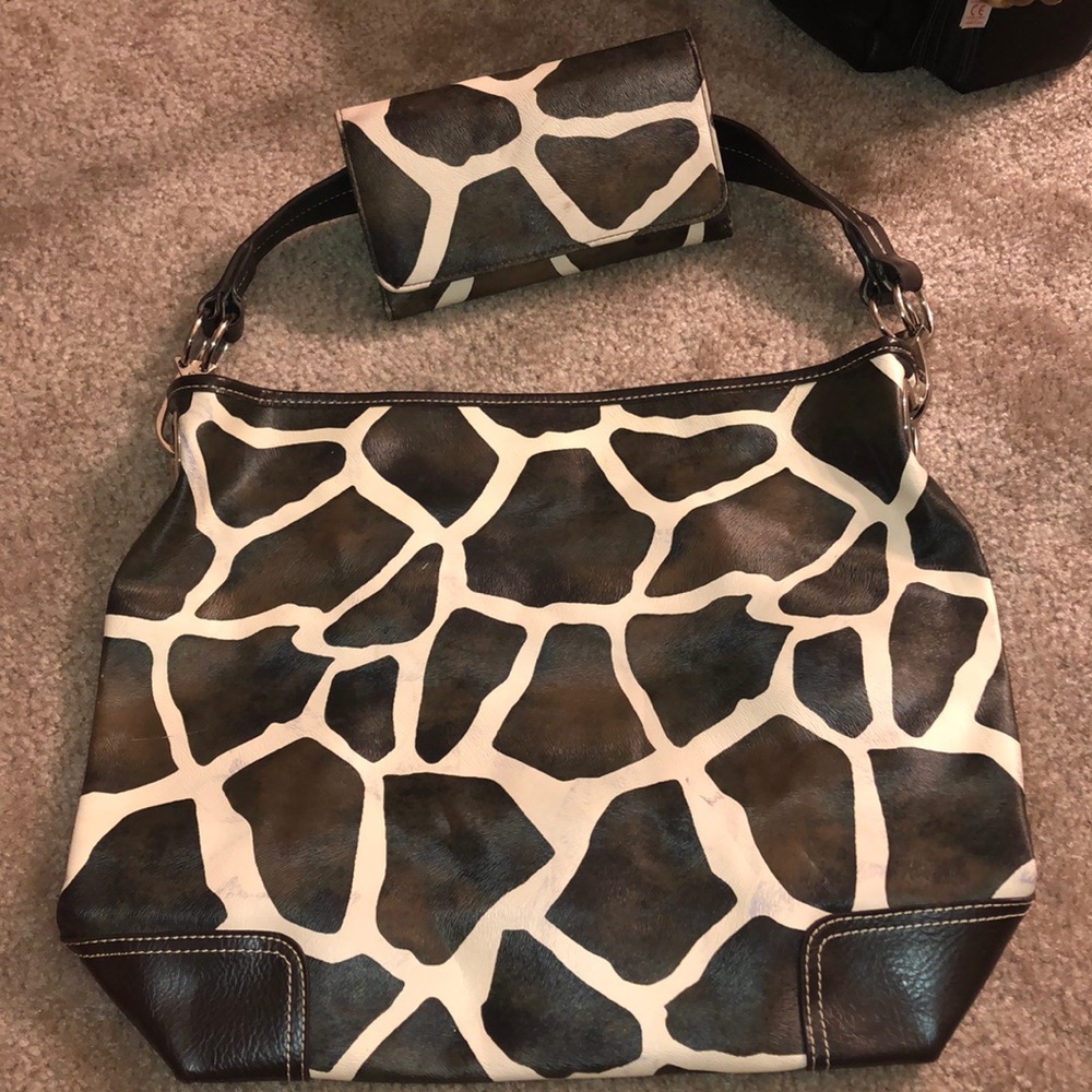 Animal print purse and wallet set